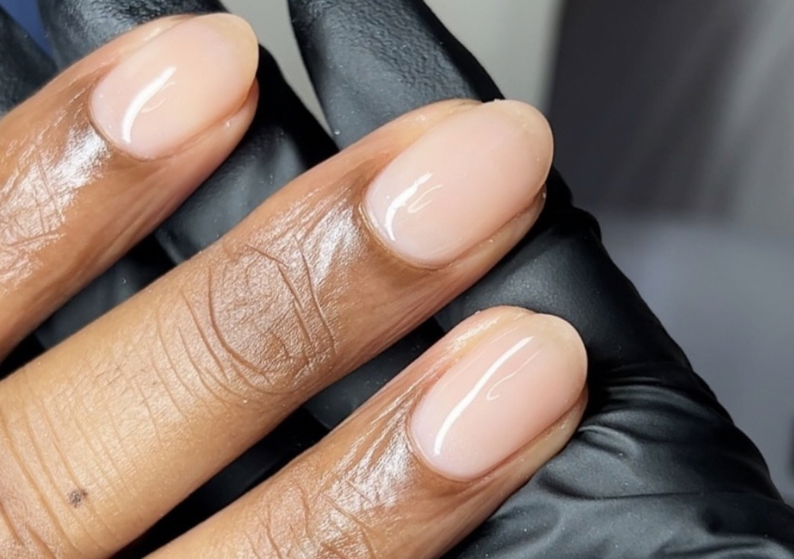 PLAIN BUILDER GEL (NO gel polish/art) 