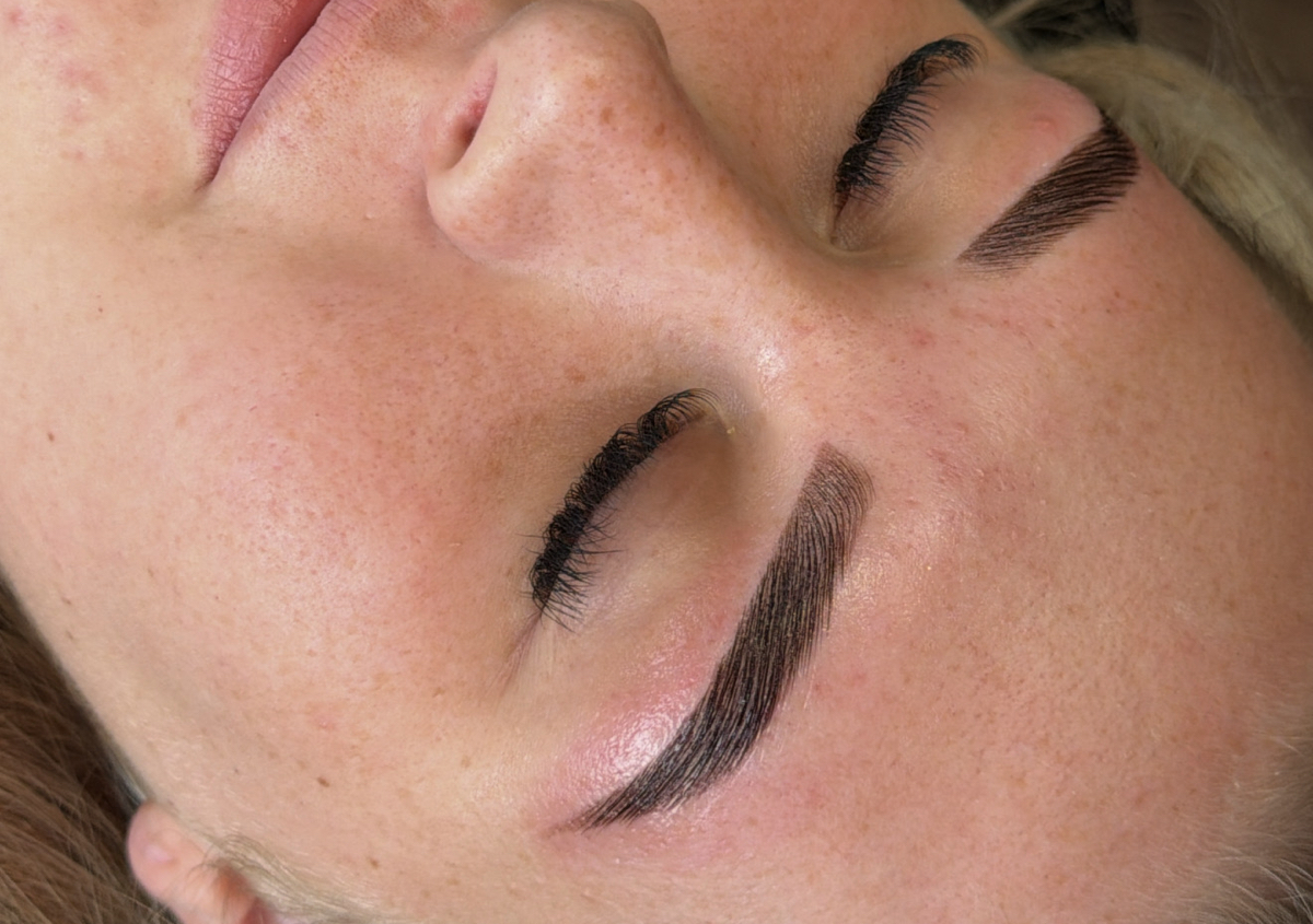 HD BrowSculpt (3/3)