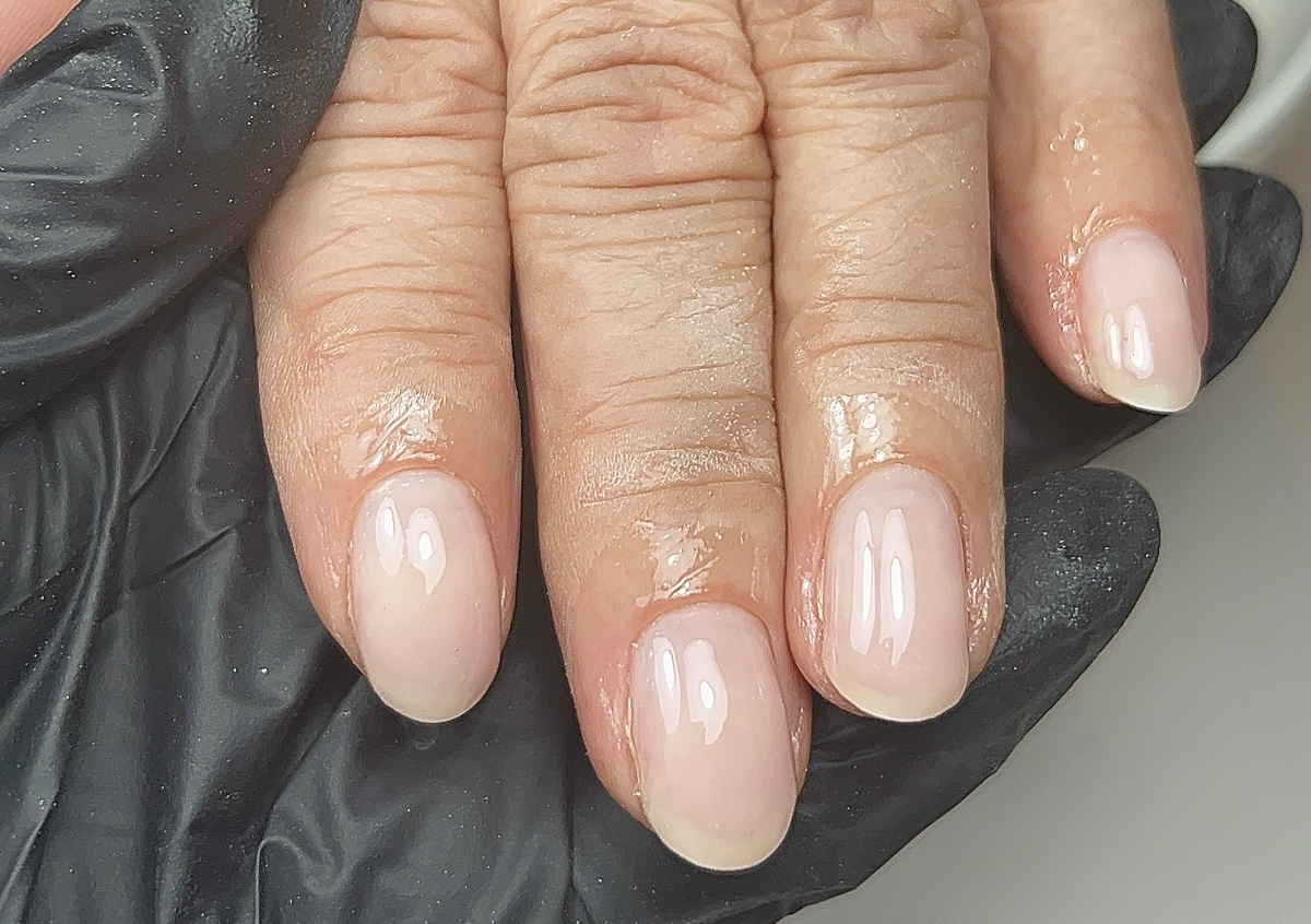 Builder Gel Overlay (BIAB)
