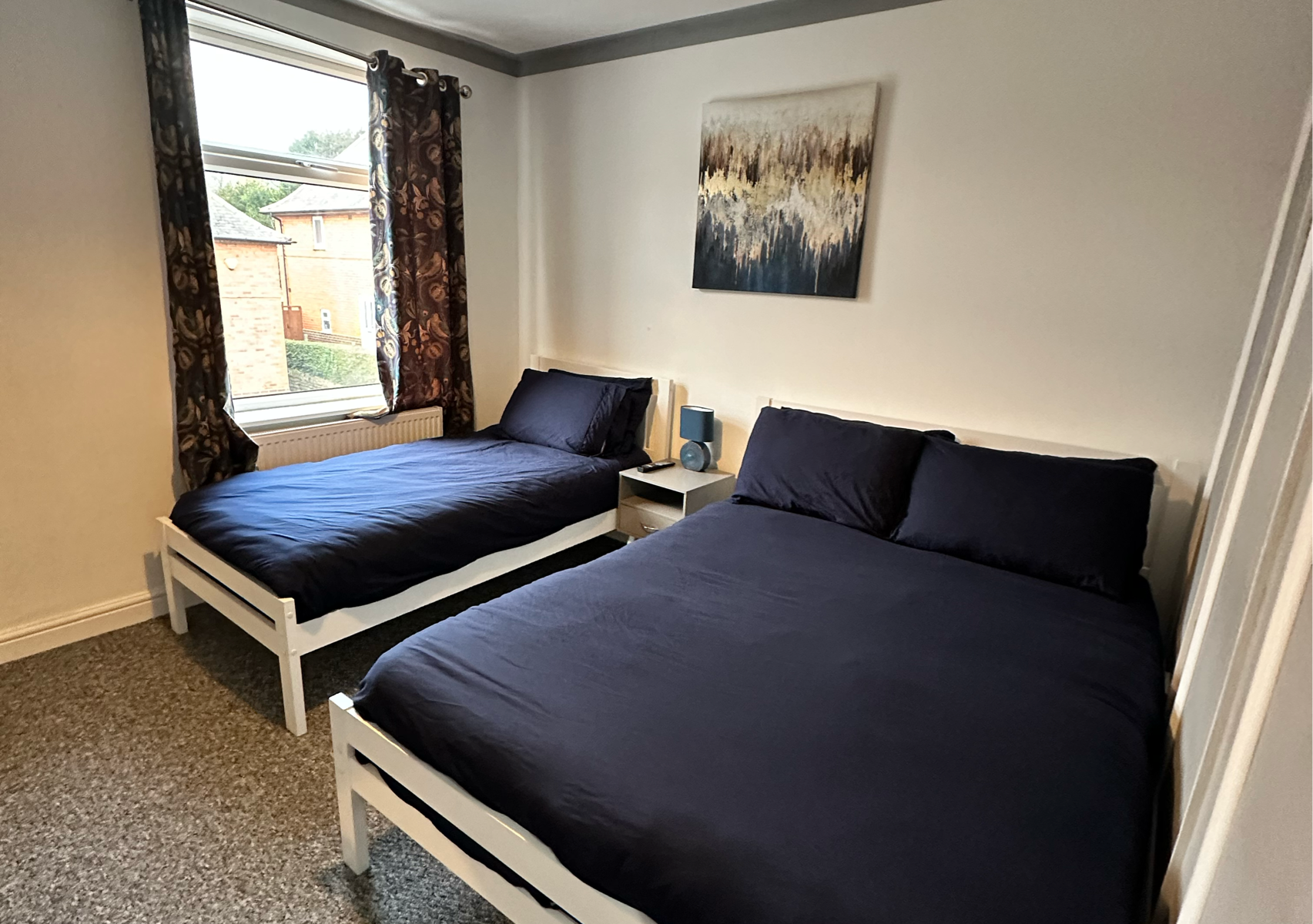 5Bedroom cleaning service 