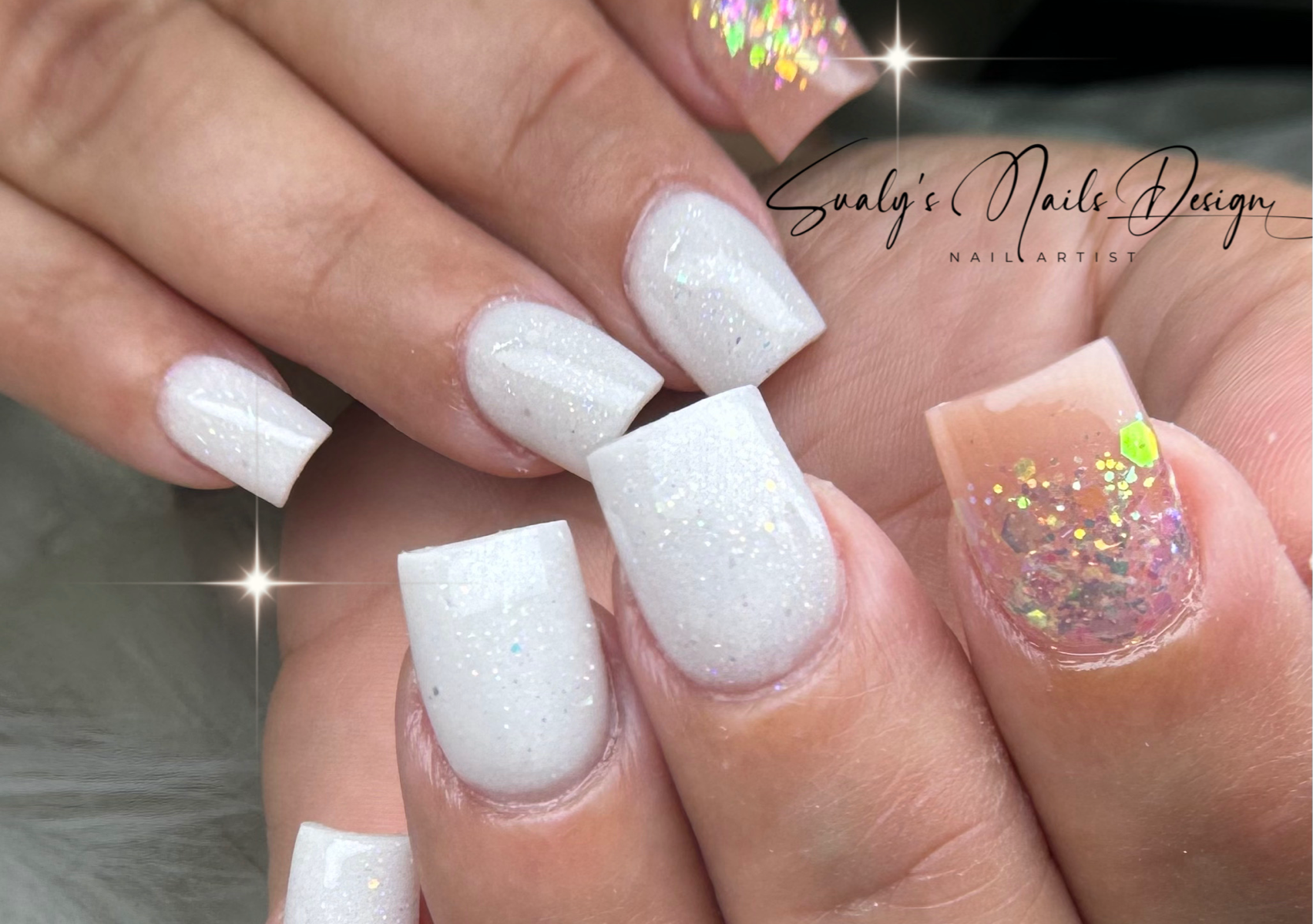 Uñas cortas pegadas cuadradas o forma natural (short square nail or natural form) 