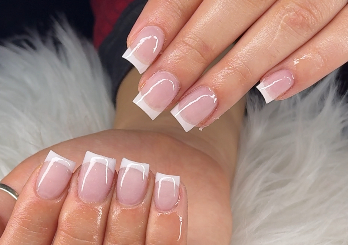 Short/squared white frenchies (FULL SETS ONLY)