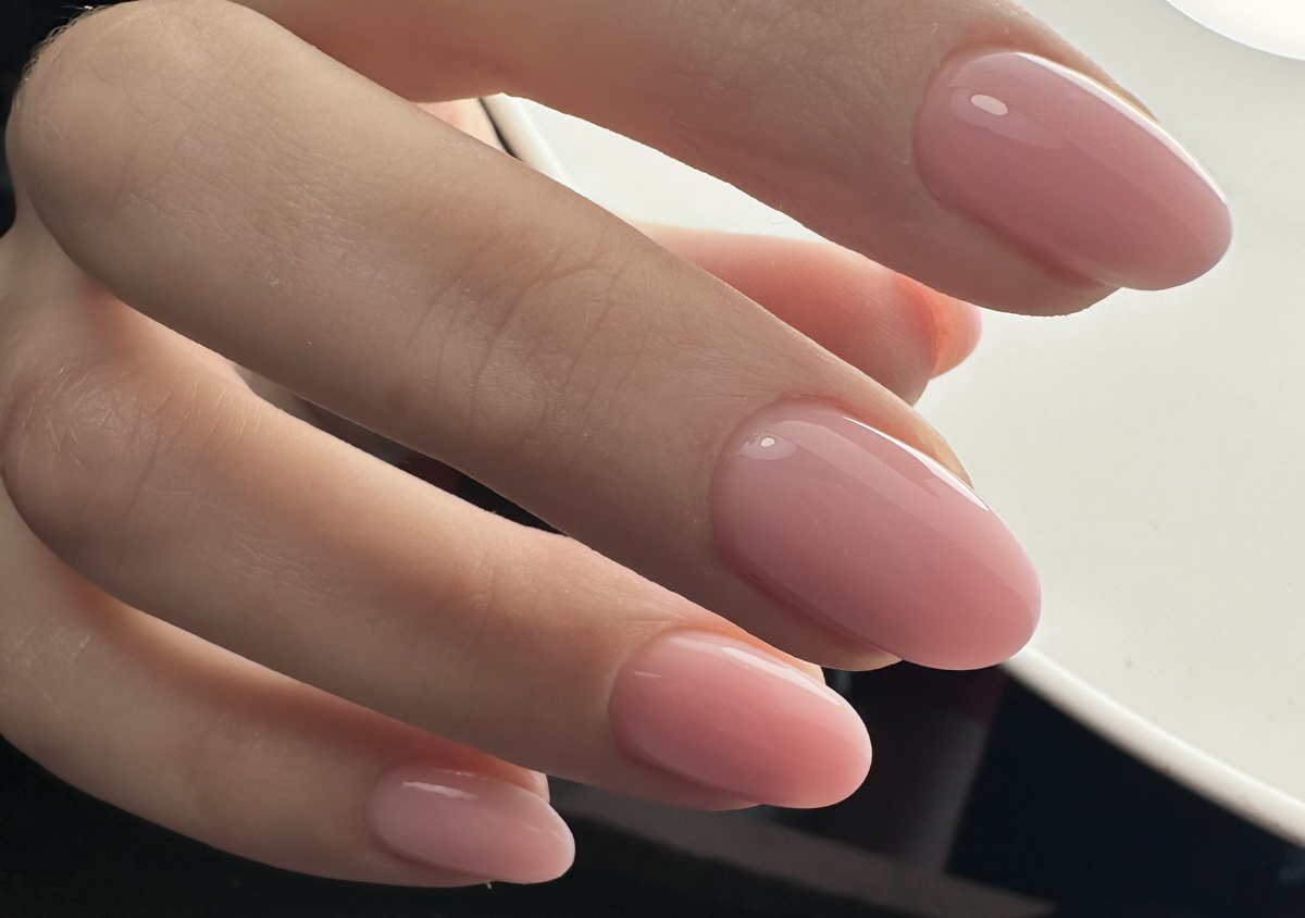Hard gel natural nails (color)