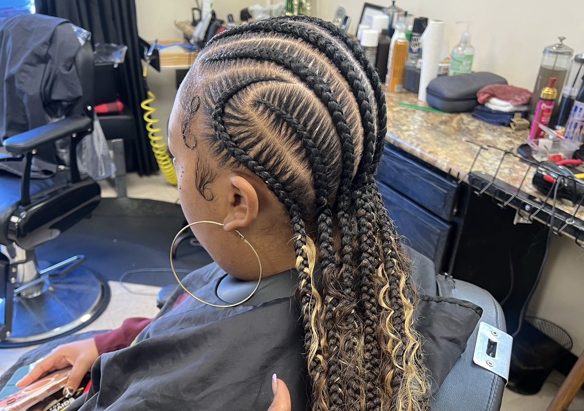 10$ a braid (stitch braids ) 