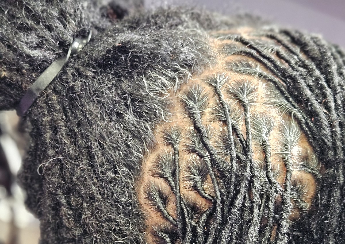 Retwist extra small locs