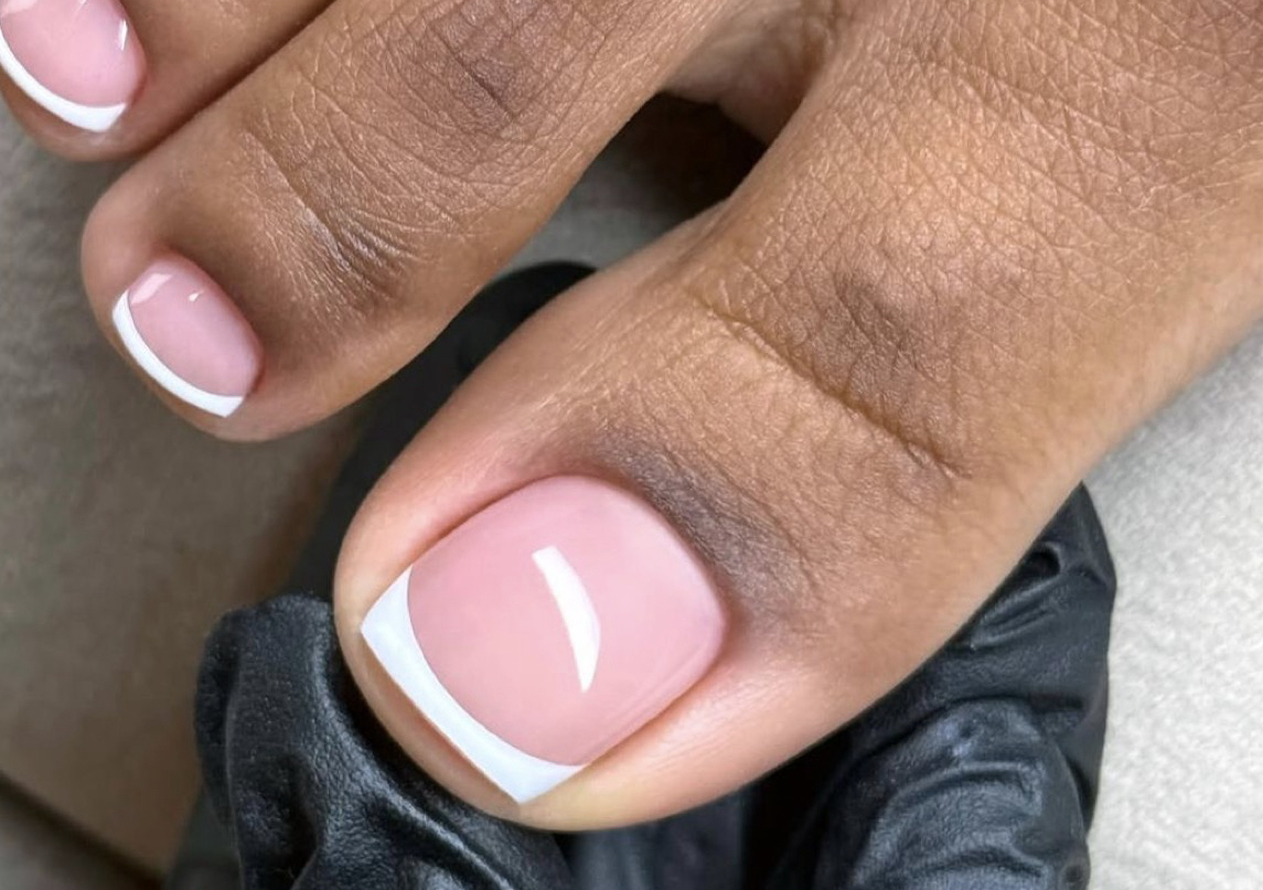 French Tip pedicure 
