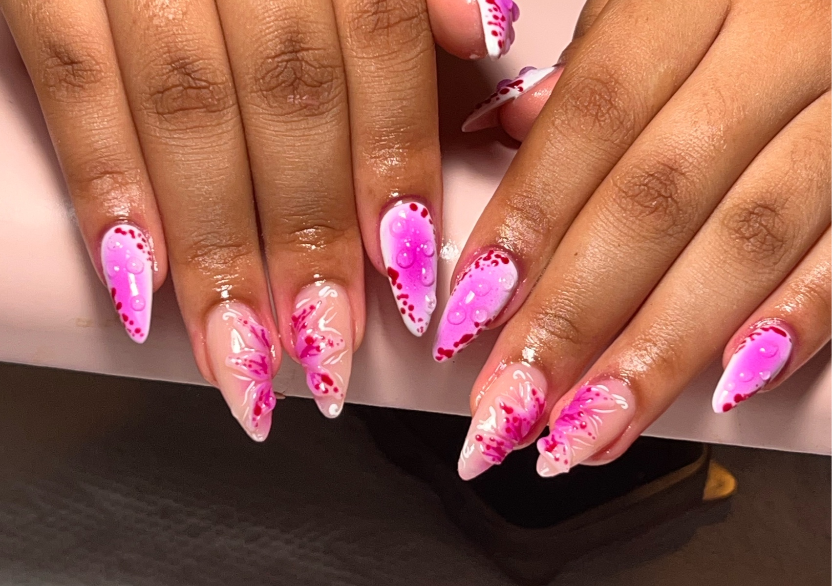 Medium Set W/Designs