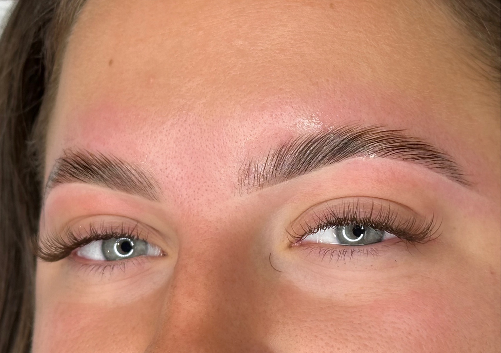 Brow lamination and dye