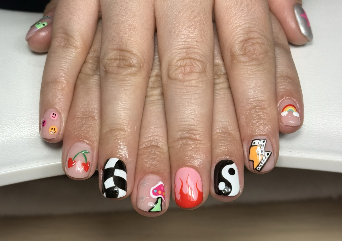Jazzy extra detailed nail art