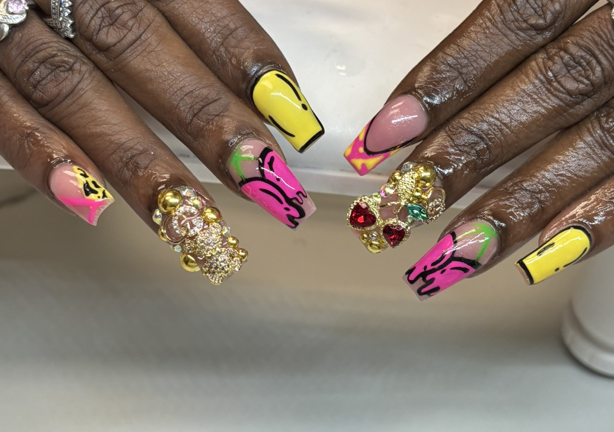 Freestyle Nail & Toes 