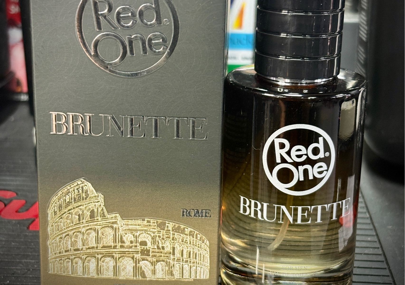 Fragancia "Brunette" de Red One