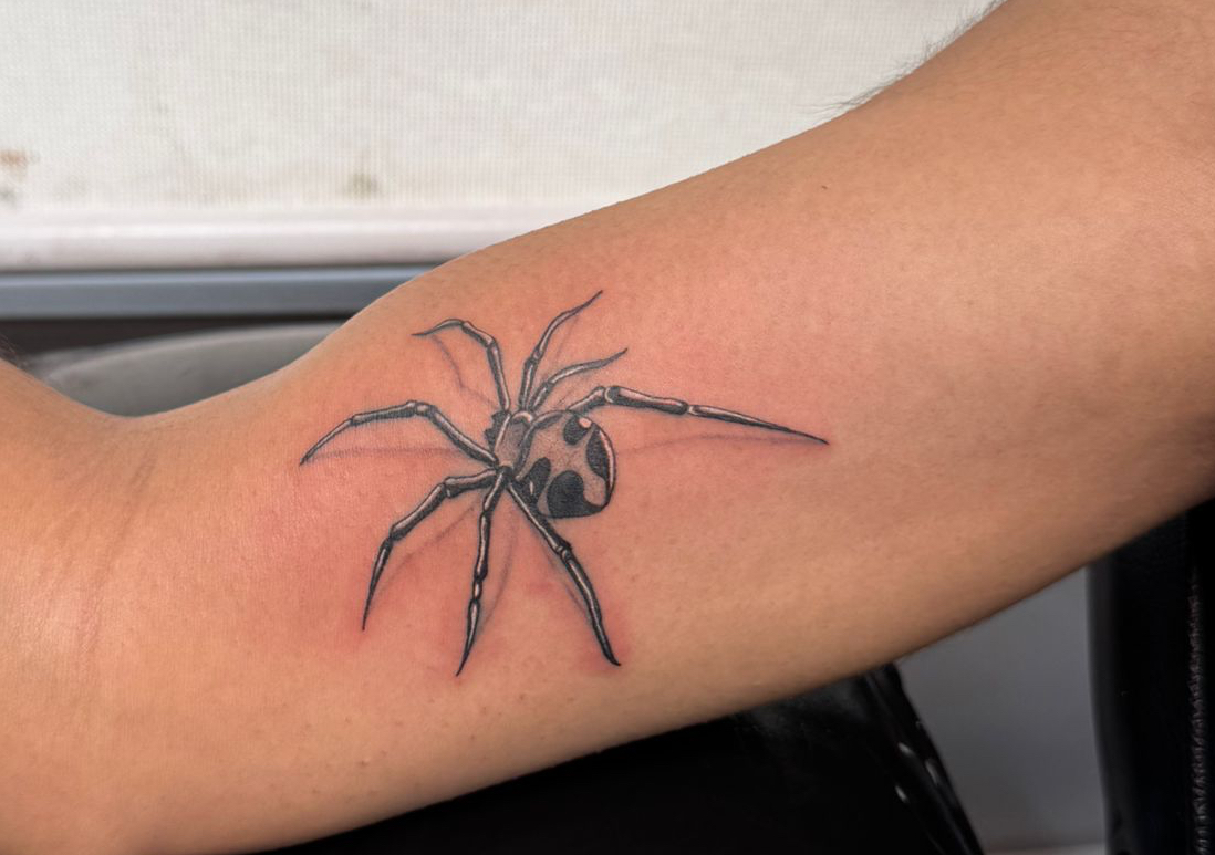 Custom Tattoo – Up to 3.5” (90 min)