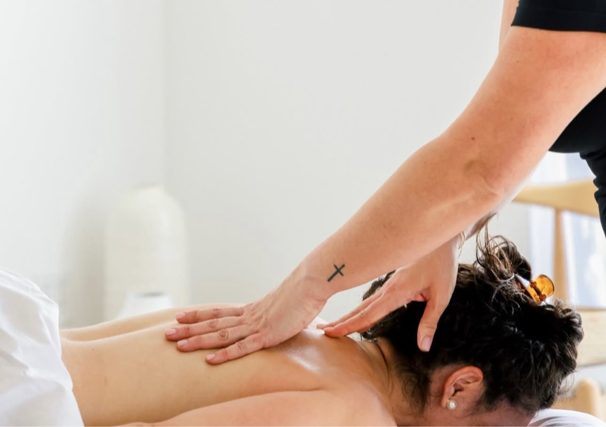 Em’s Signature Bodywork Session 