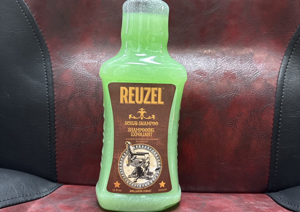 Reutzel Scrub Shampoo