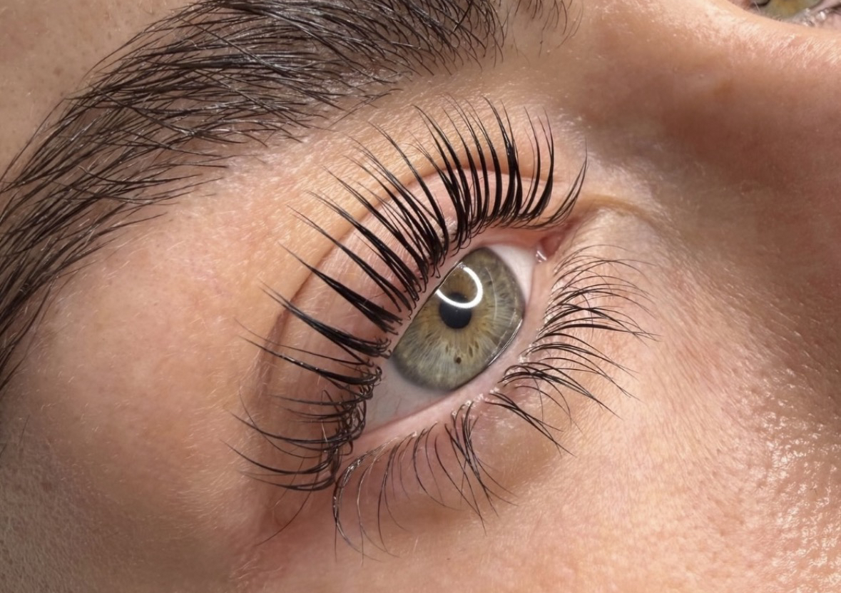 Korean lash lift & tint