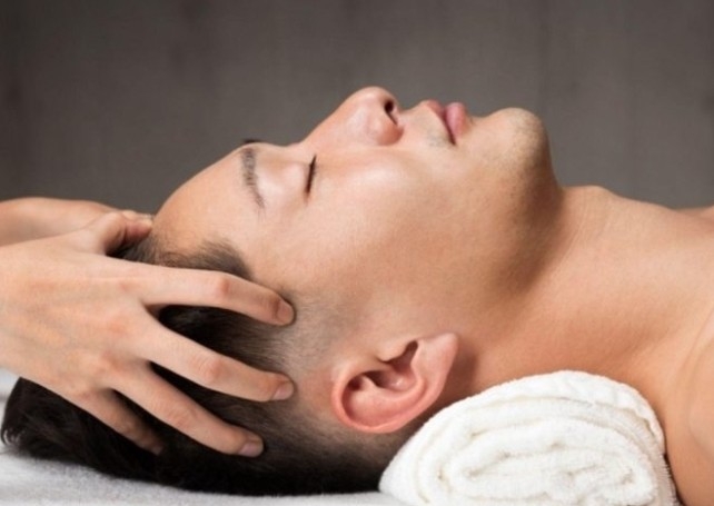 Coconut oil scalp massage