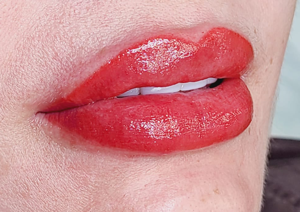 Retoque inicial luxury lips