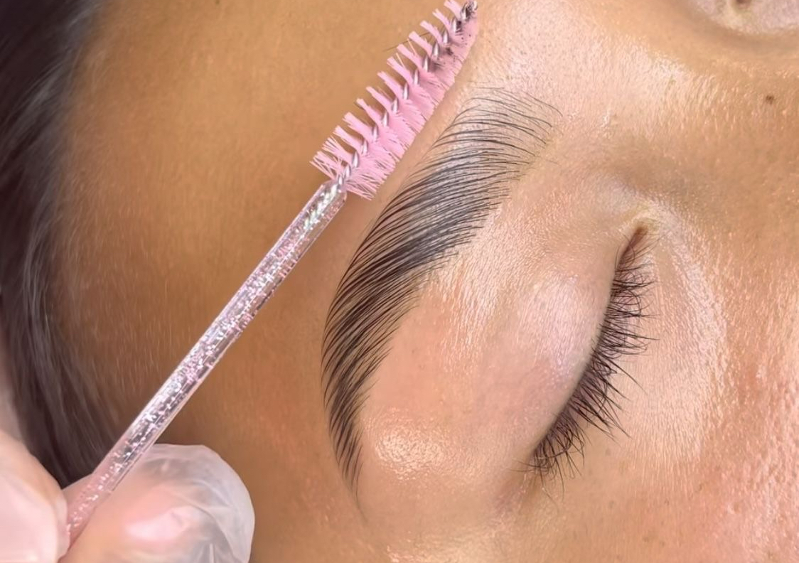 BROW LAMINATION 