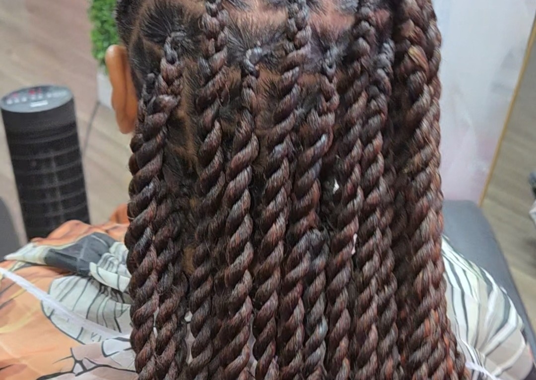 Large Island Twists Waist length 