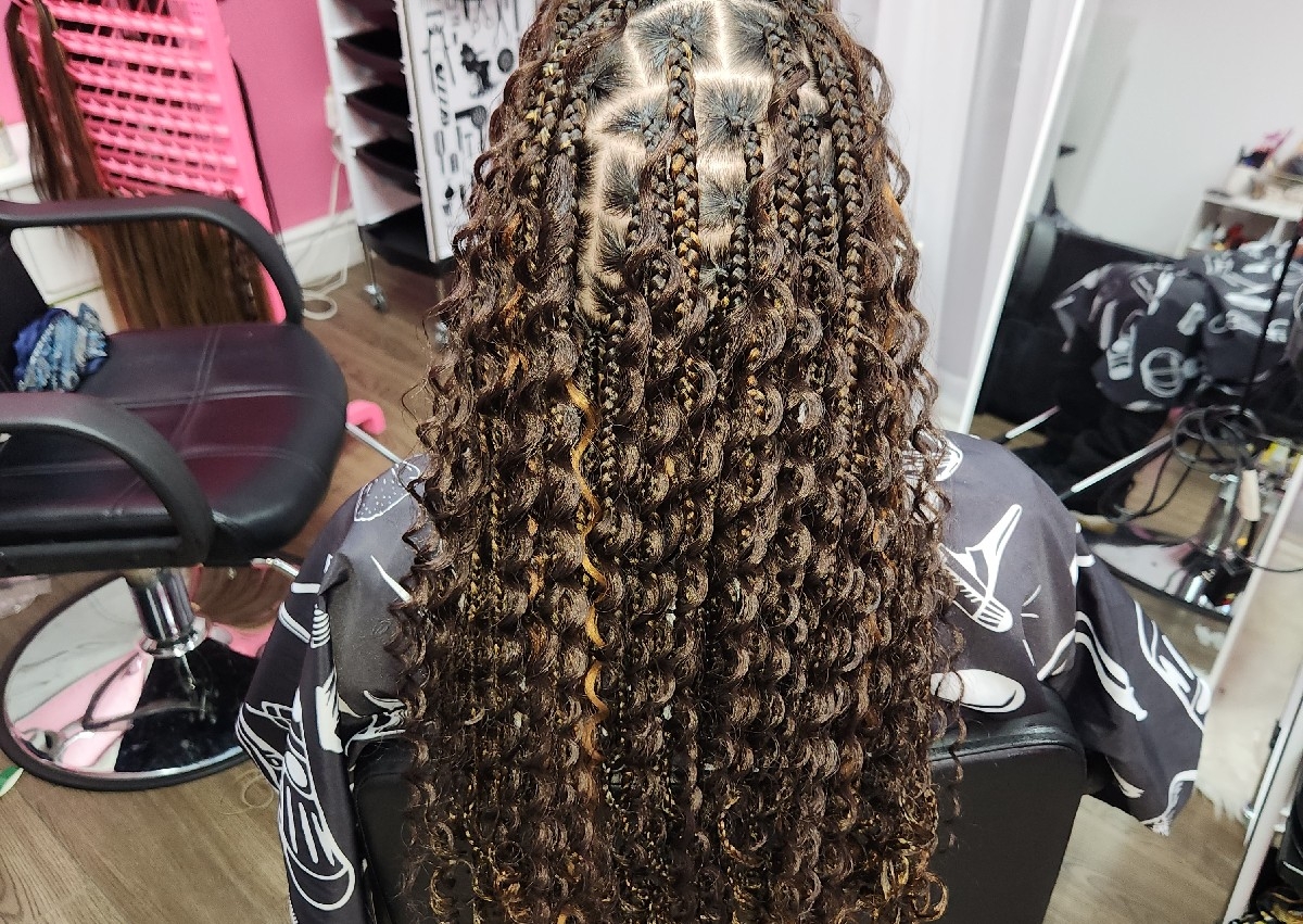 Large Knotless Boho Braids Waist Length 