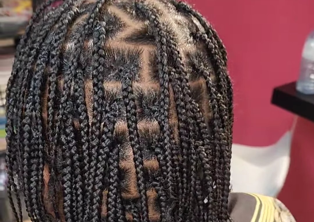 Single Braids Medium Size (full head)