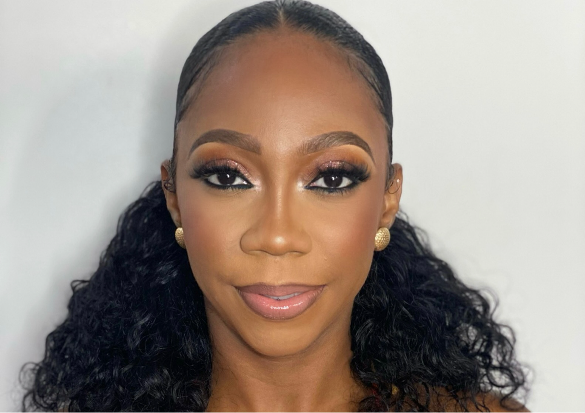  Signature Soft glam. (In store)