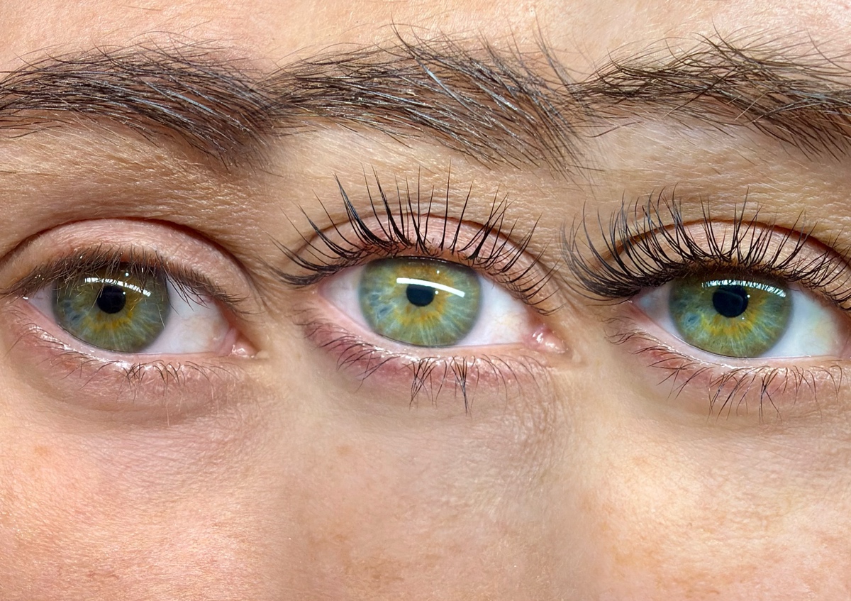 Korean Lash Lift | Elevated - MODEL (1/3)