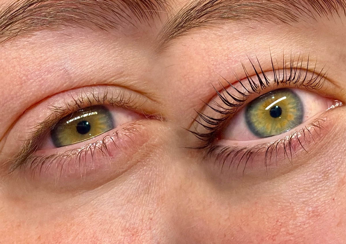 Korean Lash Lift | Tinted (3/3)