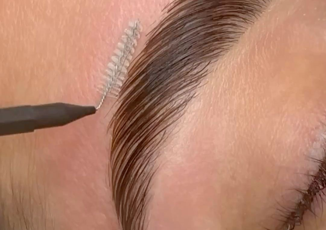 Brow lamination 