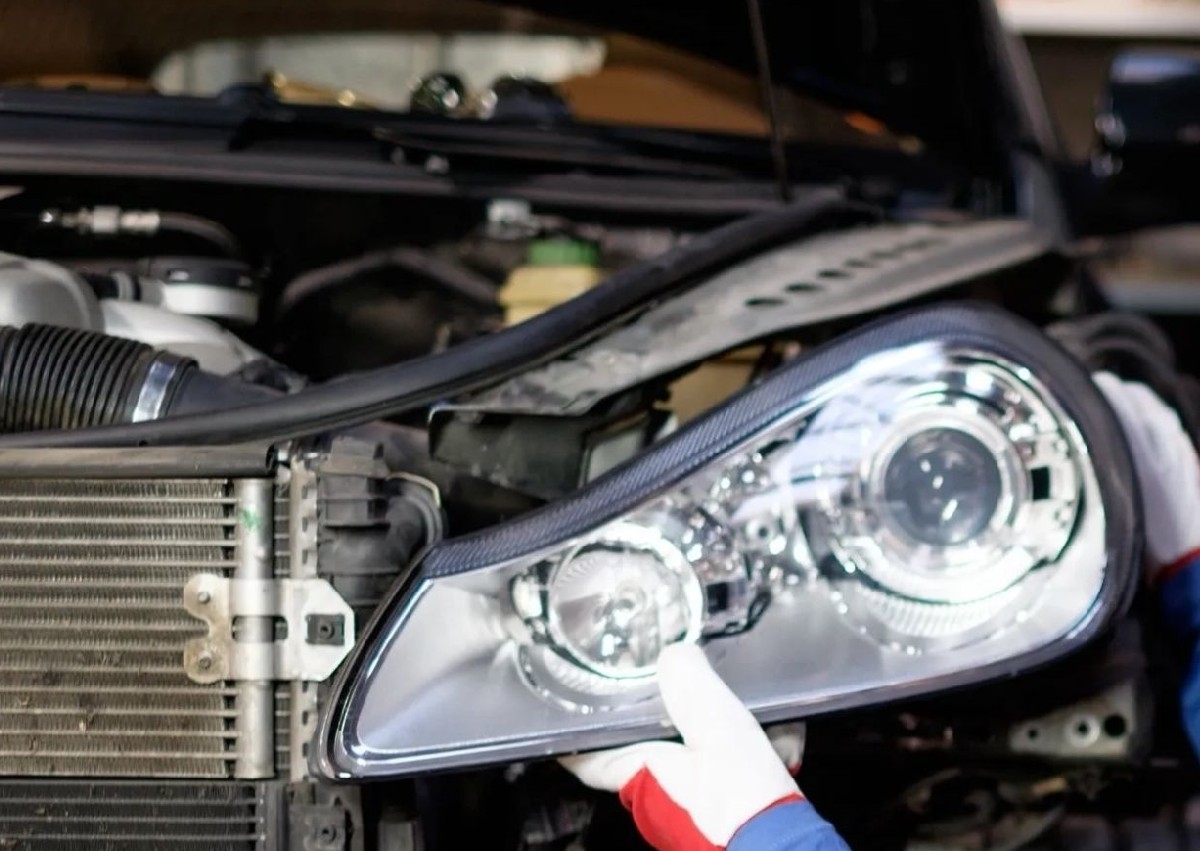 Headlight assembly replacement 