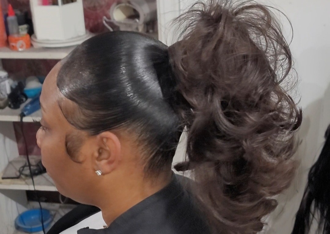 Feather ponytail