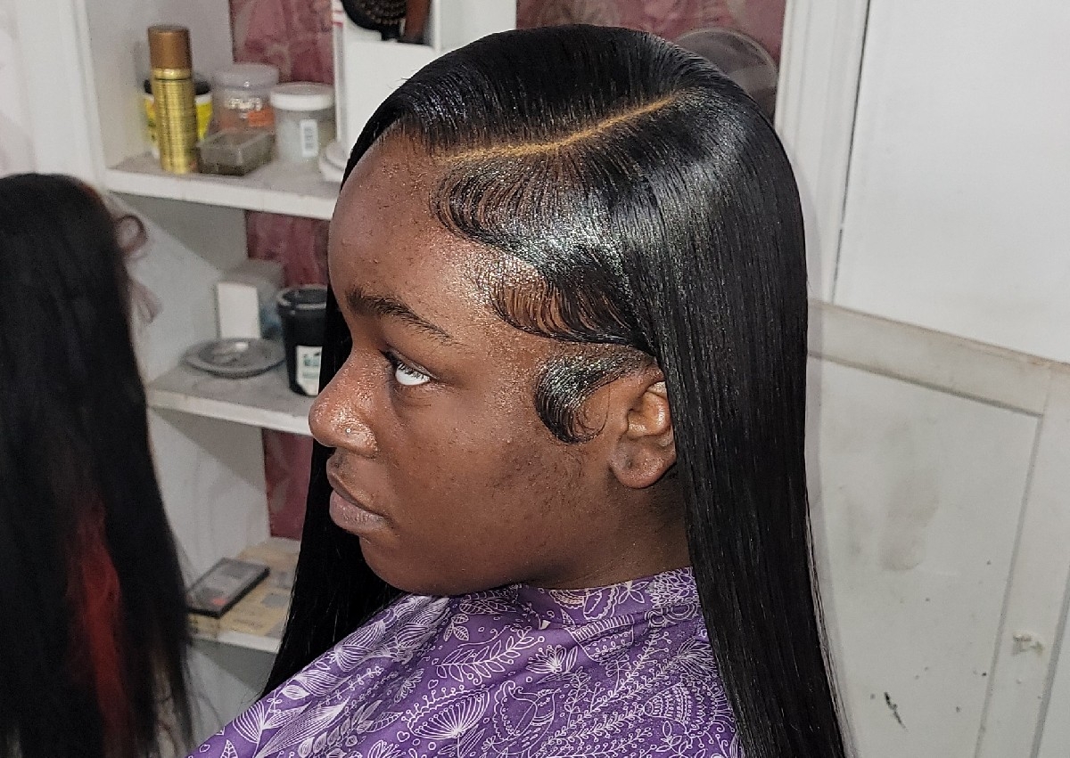 Natural quick weave mim leave out/Blunt cut /Bob/crimp or curl add on $35 depend on length