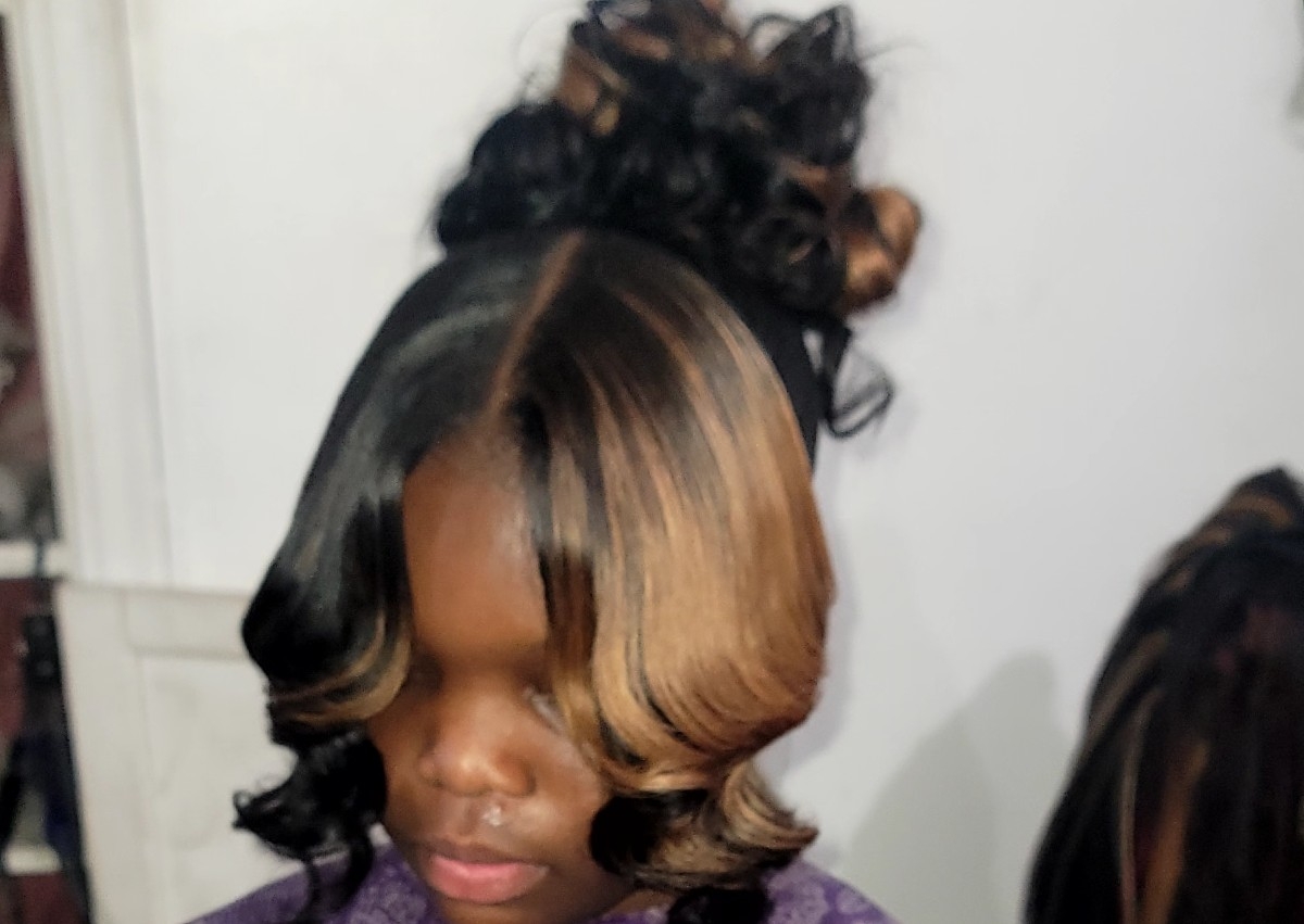 Pin up updo