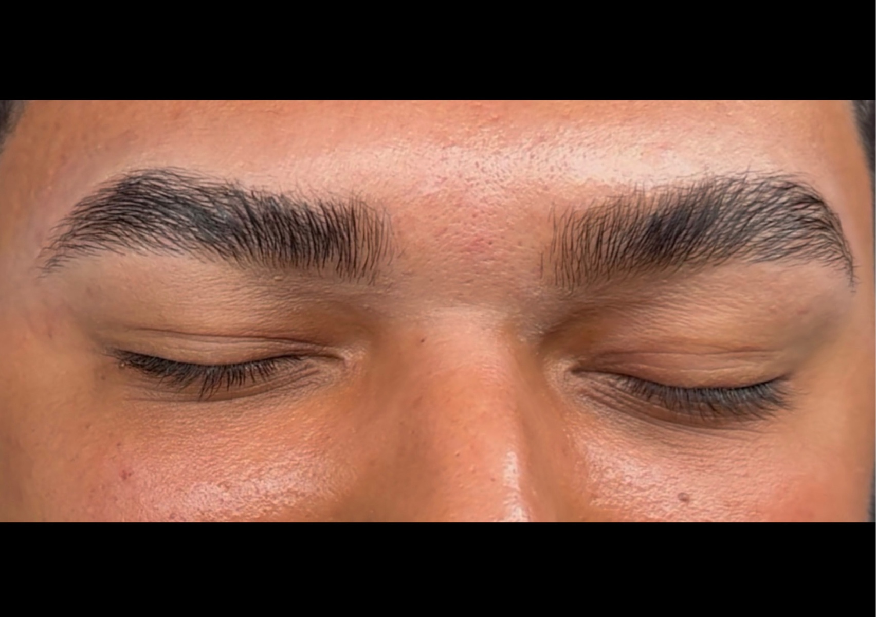 Brow Lamination & Tint