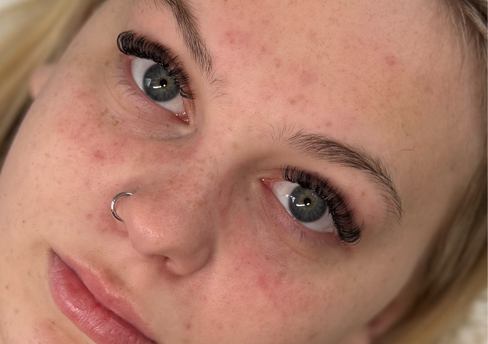 30min Lash Top Up