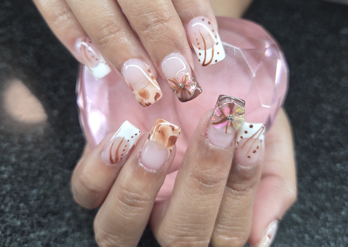 Rubber & Builder Gel Manicure