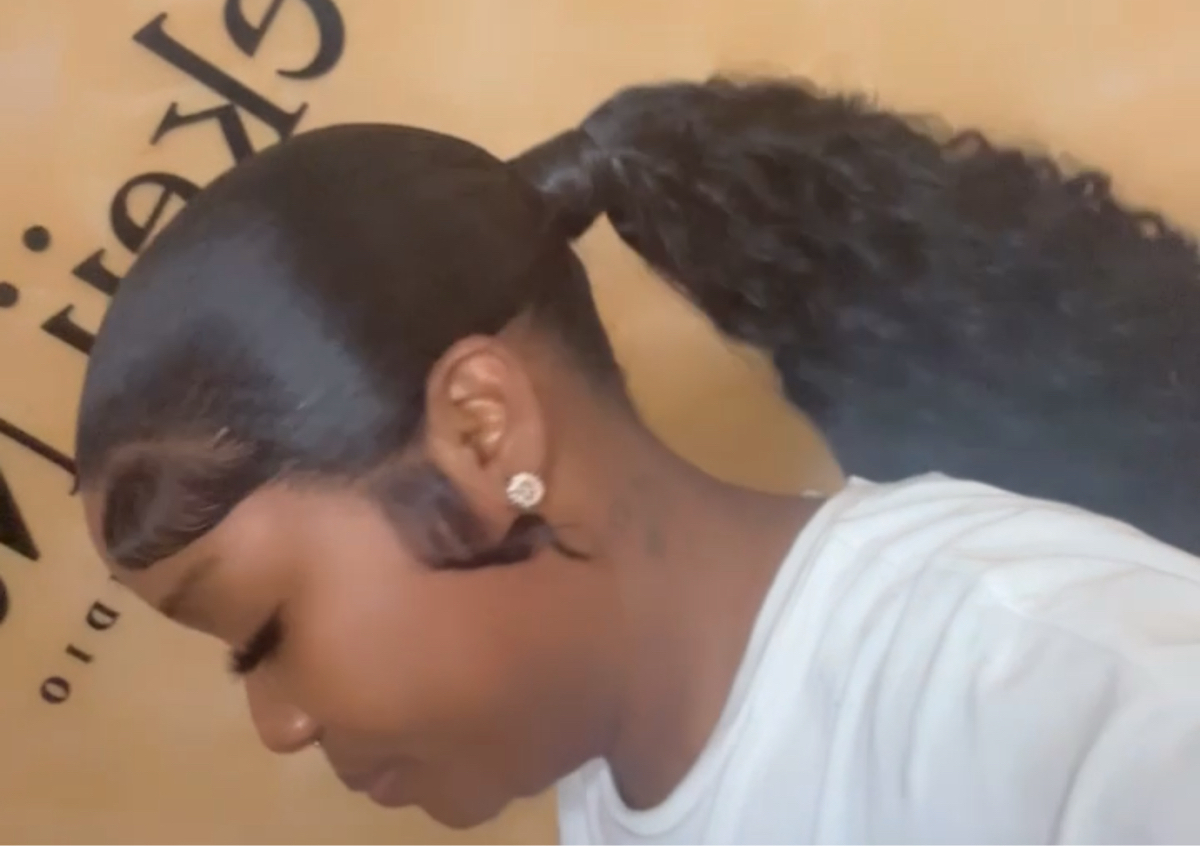 Frontal ponytail