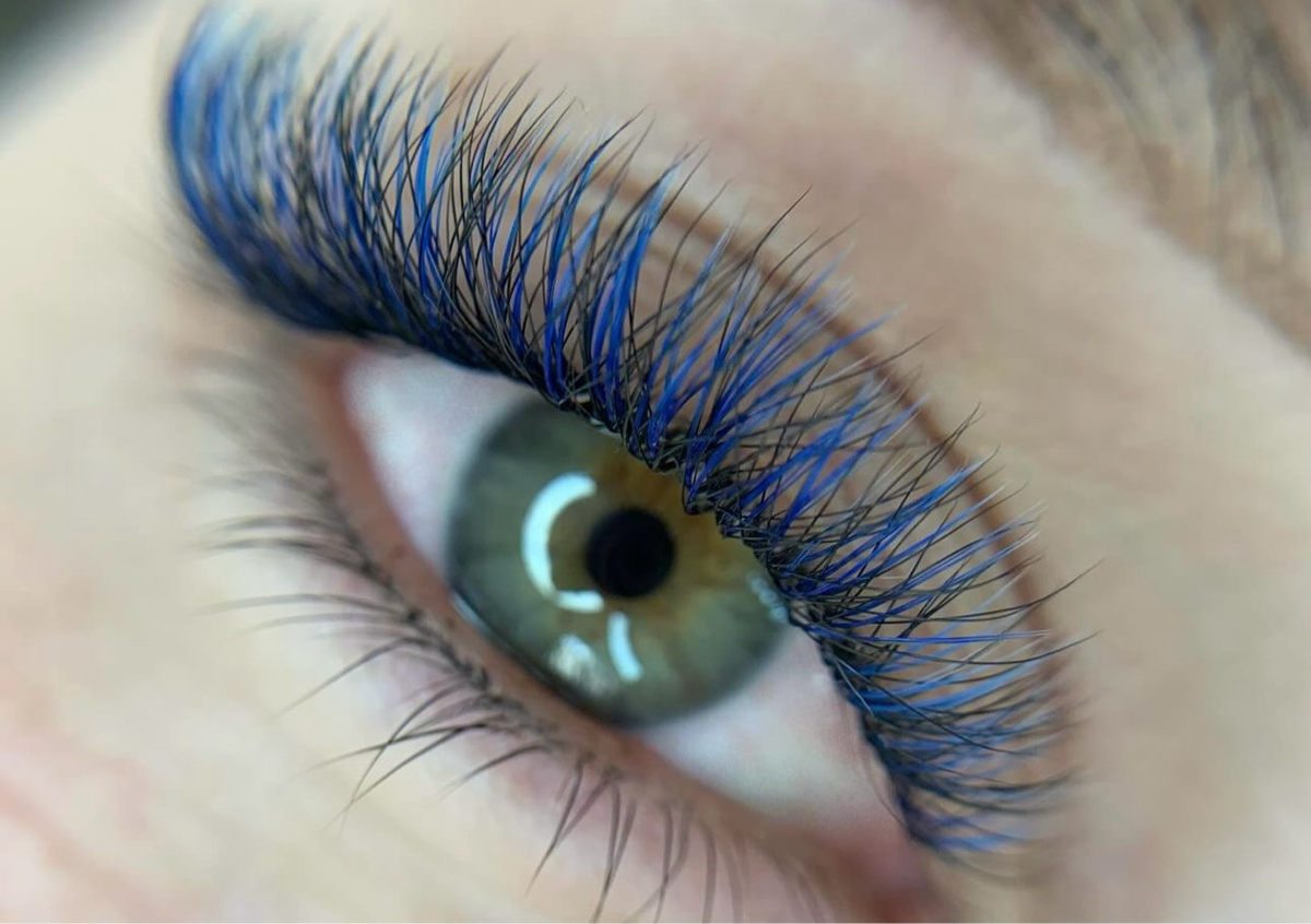 Lash Pop ( Add Color  to your volume set )