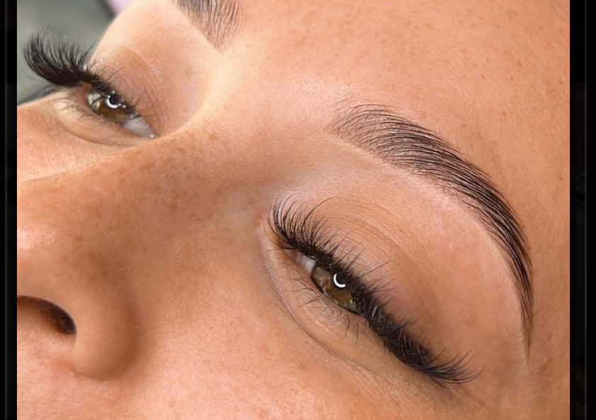 Package 4: baby brow lamination + wax + mapping 