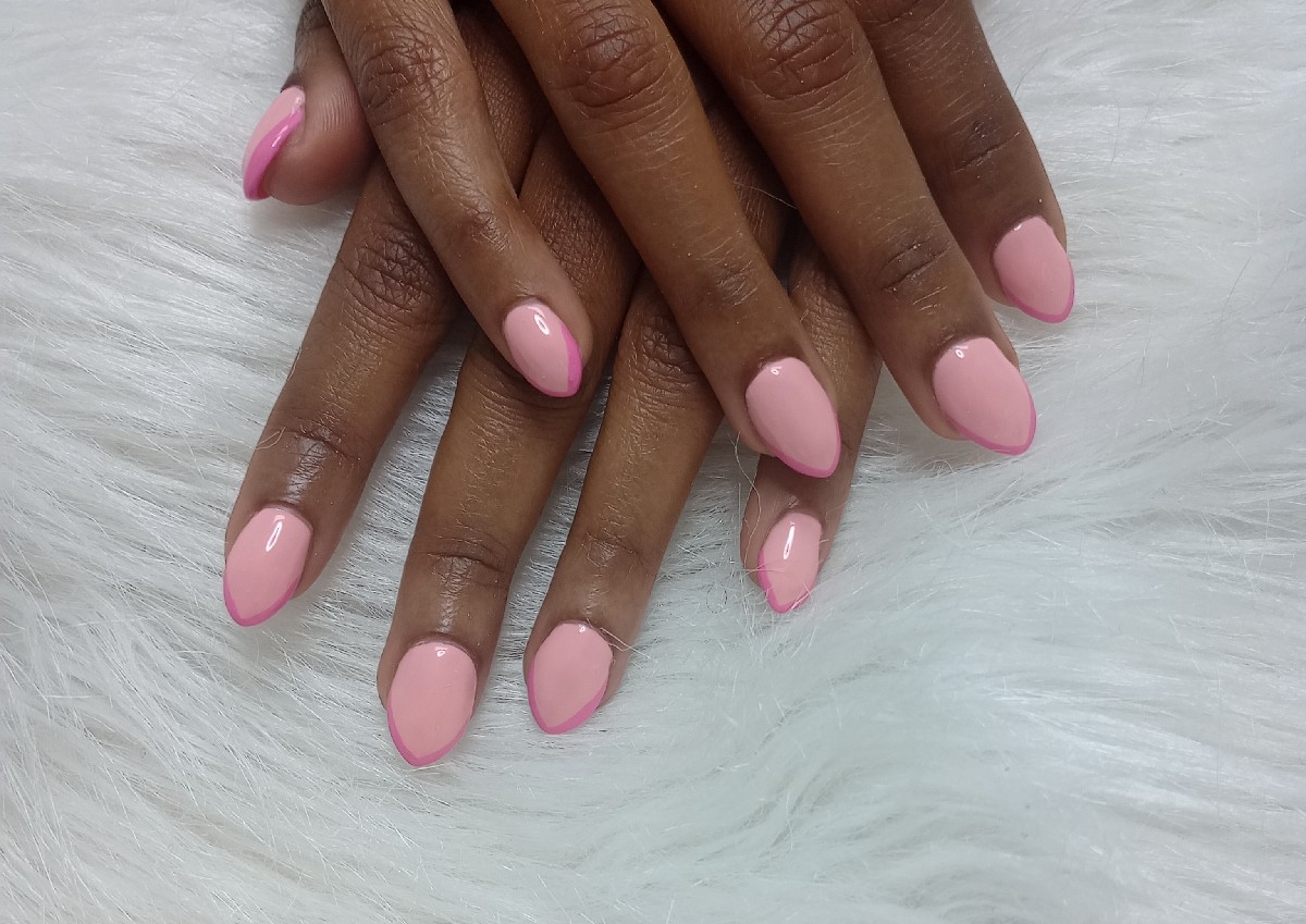 Polygel manicure 