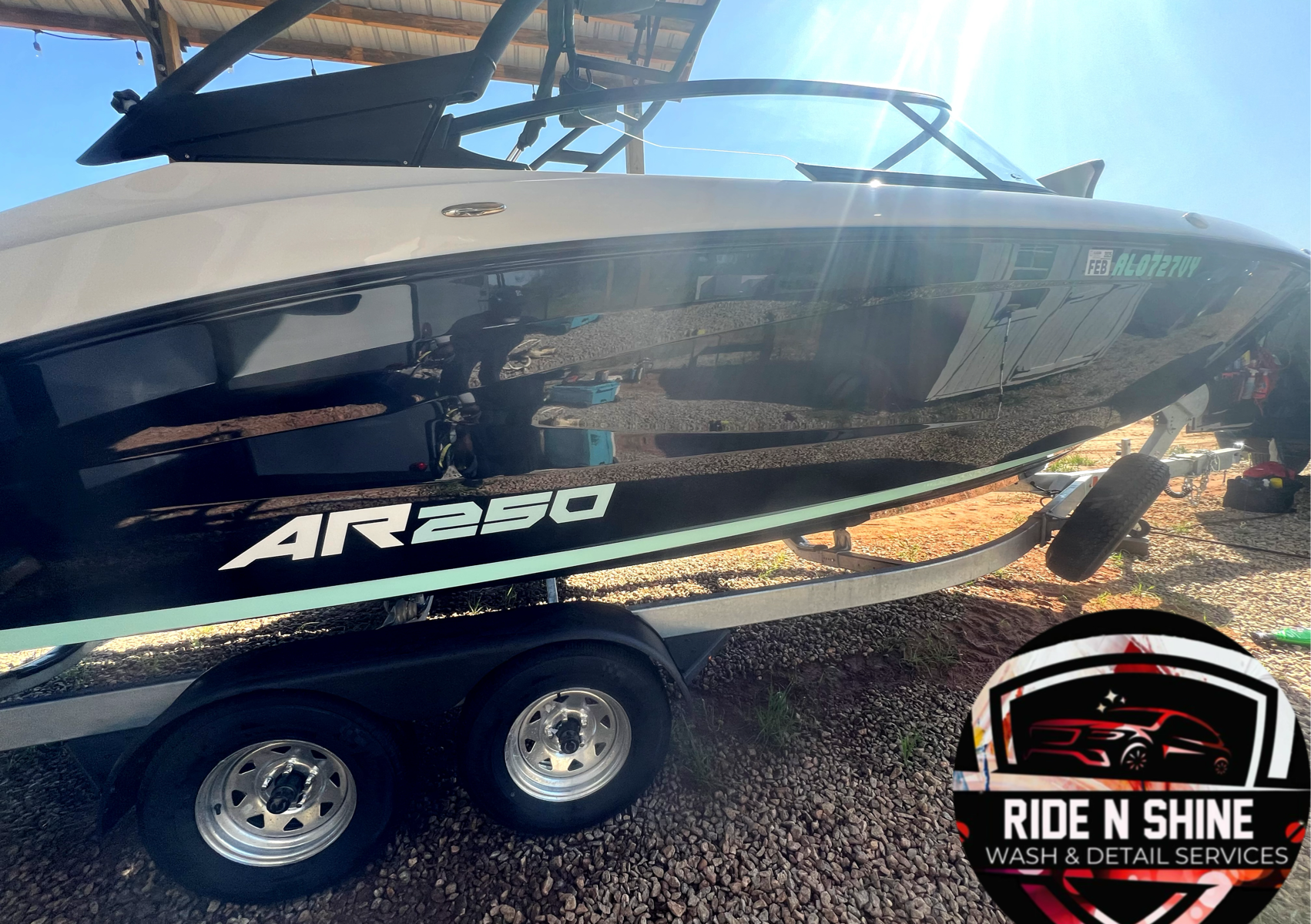 Boat Wash, Oxidation Removal, Wax & Interior Cleaning 