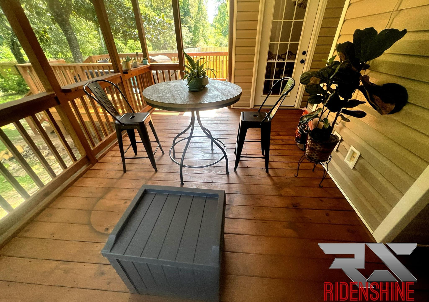 Deck Cleaning & Staining 