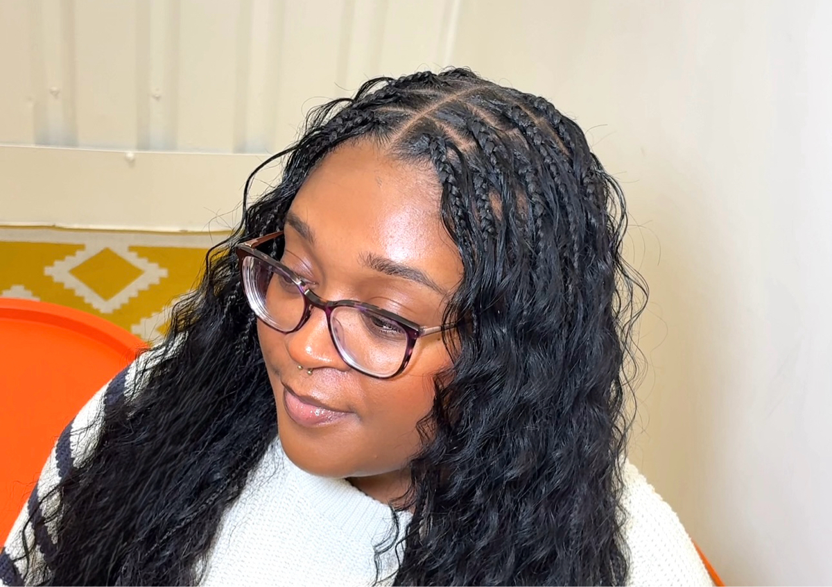 Medium Knotless Boho braids 