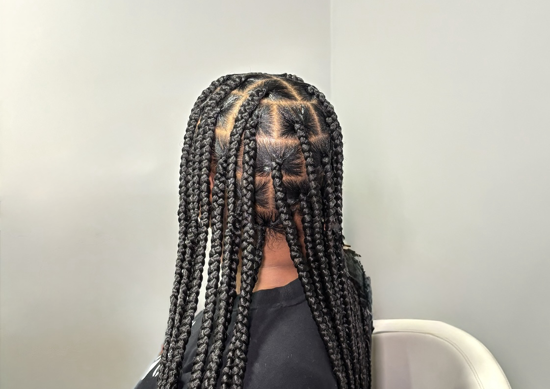 Large Knotless Braids 