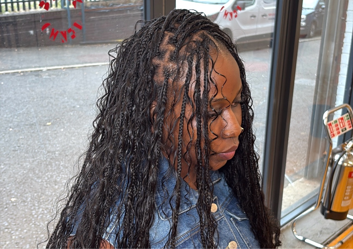 Smedium Knotless Boho braids 