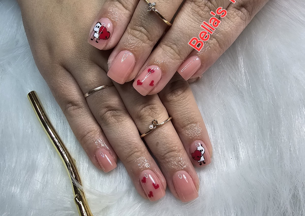 Manicura en Gel/ Gel Manicure