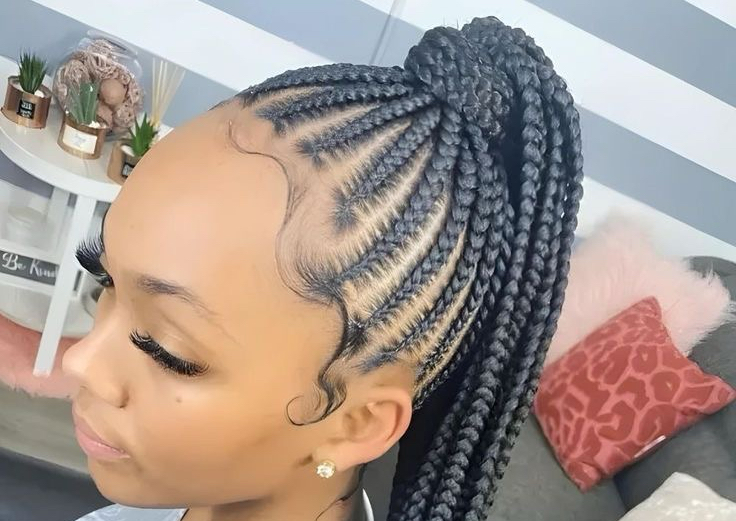 Medium stitched ponytail 