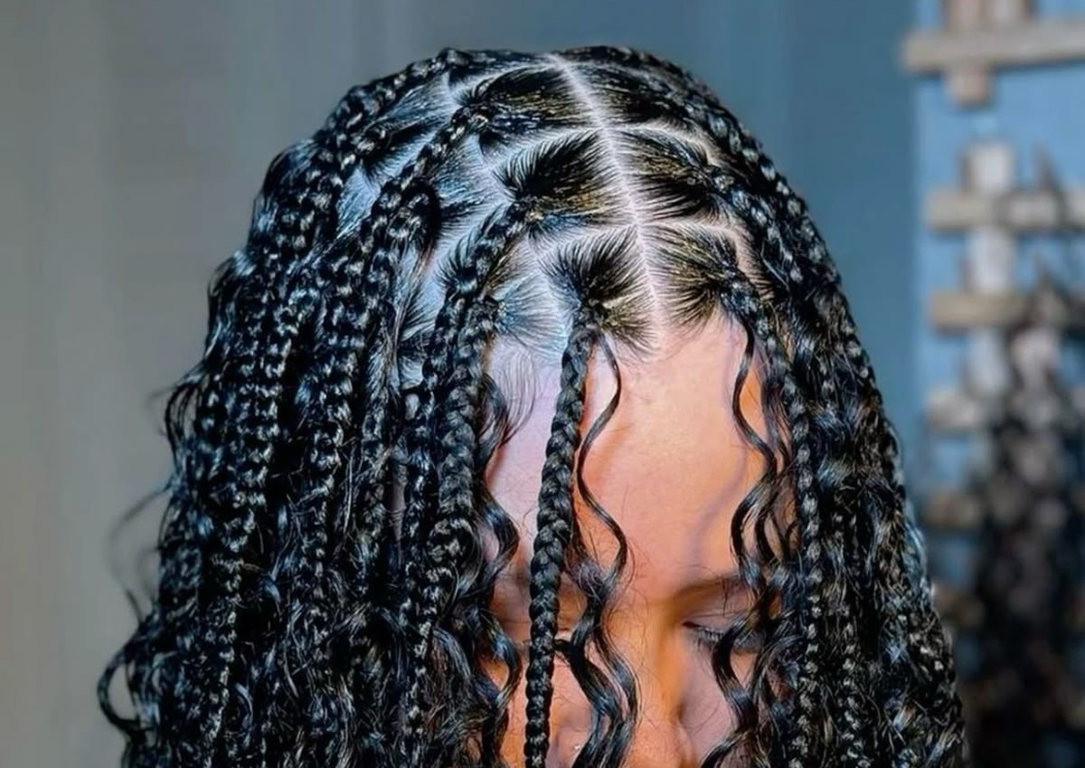 Medium boho knotless bob