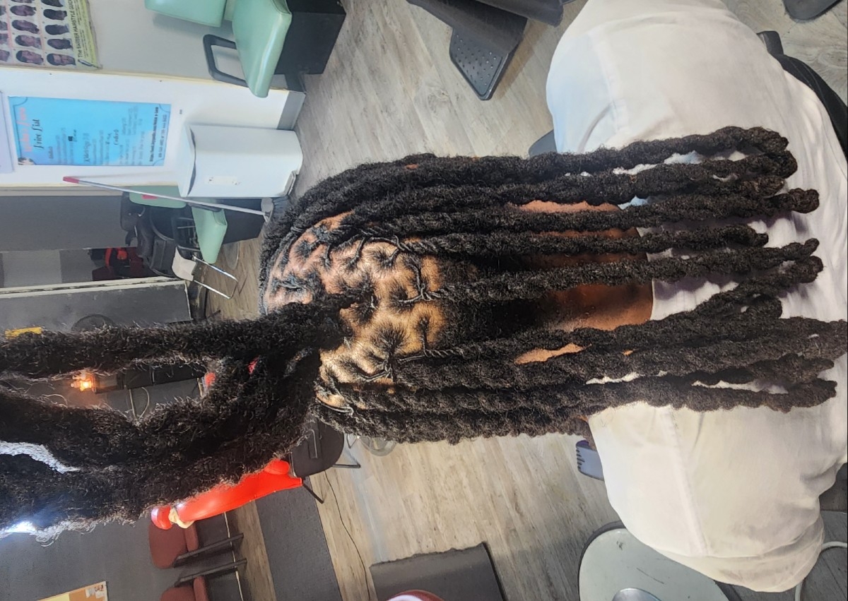 Adults Shoulder length wash and retwist/ Style on Full Head and half of head that is 12-14 inches long