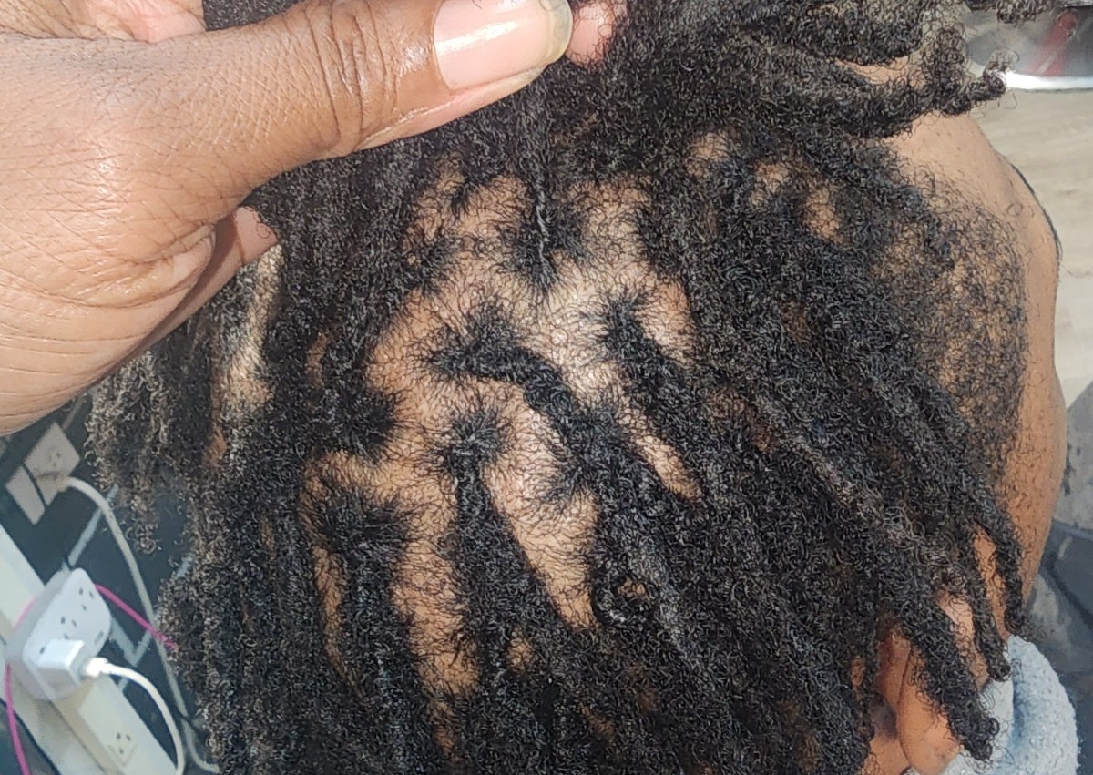 interlock reti maintenance on traditional locs. (Adults)